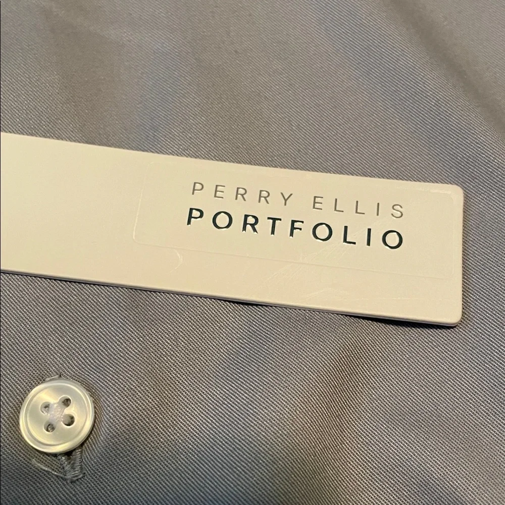 PERRY ELLIS Slim Fit Dress Shirt, Men’s Neck 15.5”, Cement Gray